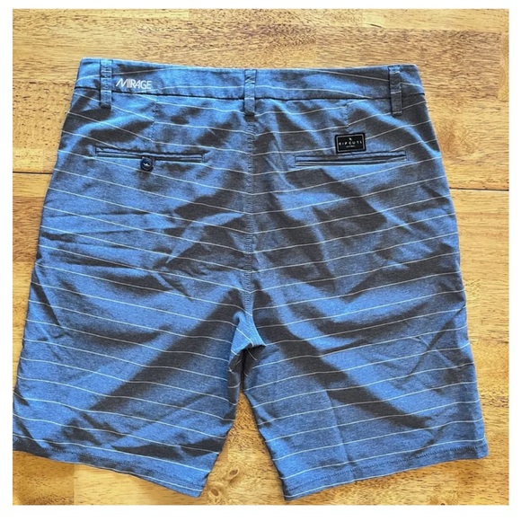 Rip Curl Mirage Boardwalk shorts - Picture 1 of 2